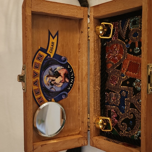 Cigar box purse - Picture 5 of 8